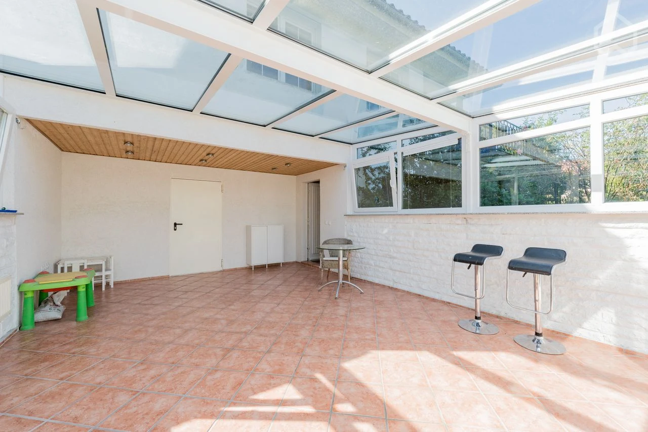 Möblierte Doppelhaushälfte mit Privatgarten und Sauna in Berlin-Pankow